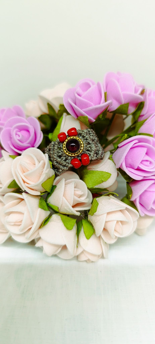 MINI-PARURE EN MICRO-MACRAMÉ AMOUR ENTRELACÉ