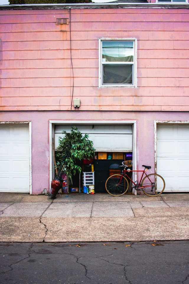 Garage + Establishment