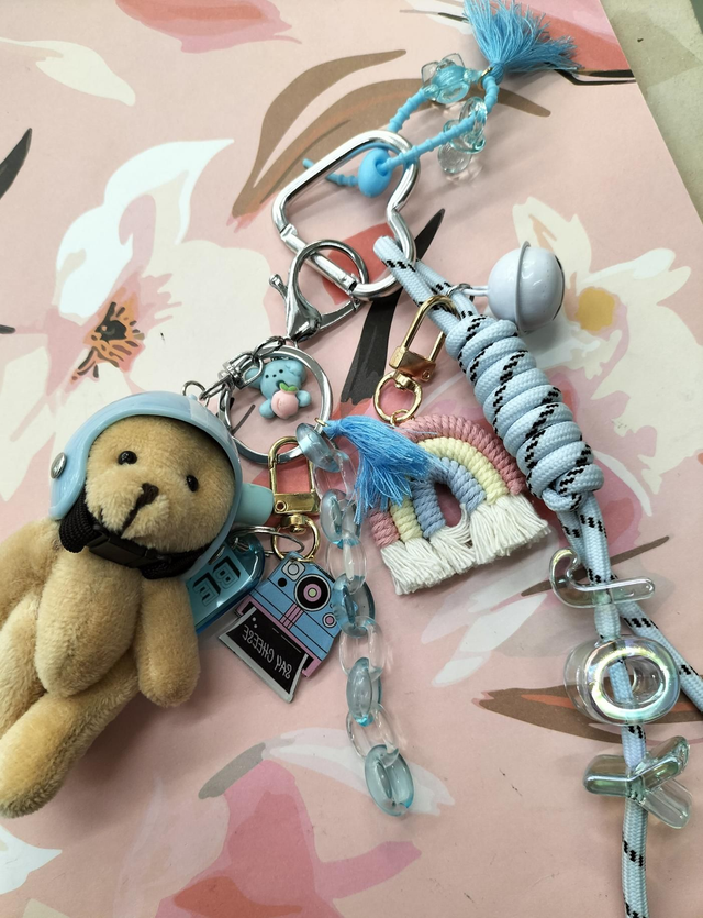 Un bijoux de sac OURSON 