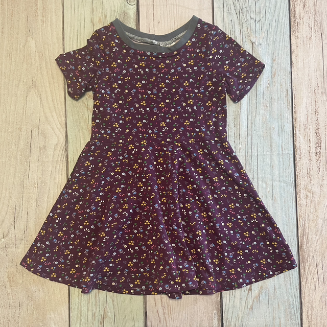 Sommerkleid kurz, Größe 128 