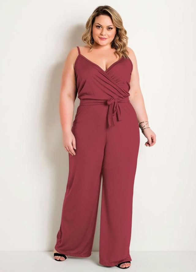 Macacão De Alças Com Amarração Cor Lisa Plus Size | Marguerite