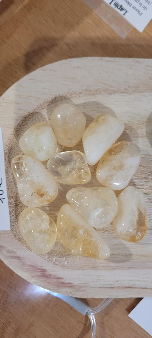 Citrine pierre roulée 