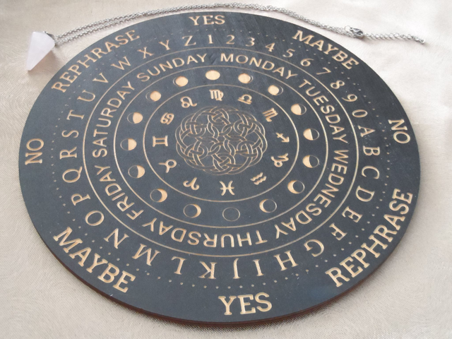 Planche &amp; pendule en quartz rose