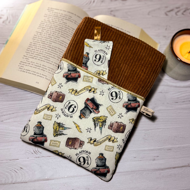 Pochette à livre &amp; signet Harry Potter
