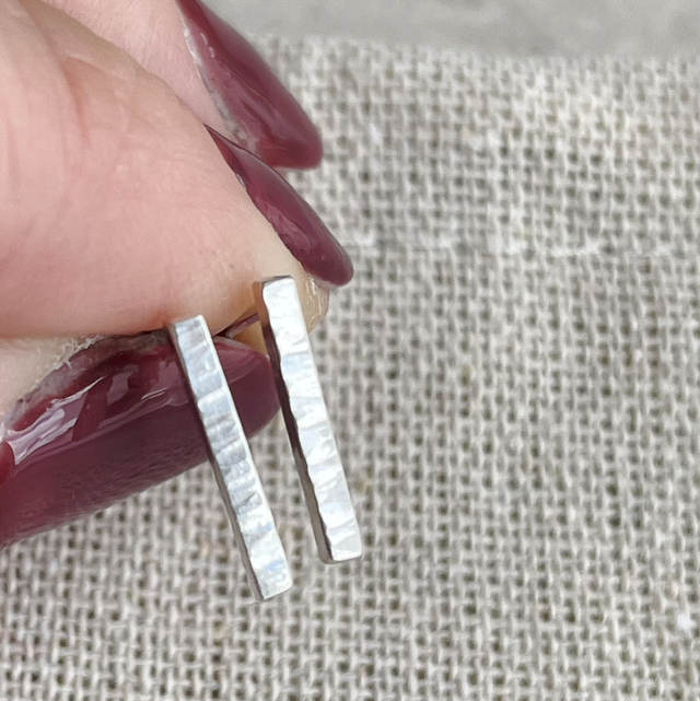 Textured Bar Earrings 