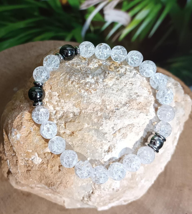 Bracelet en cristal de roche et hématite magnétique