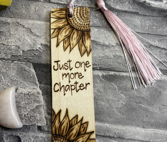 Just one more chapter and sunflowers bookmark. Pyrography art. Handburnt. 