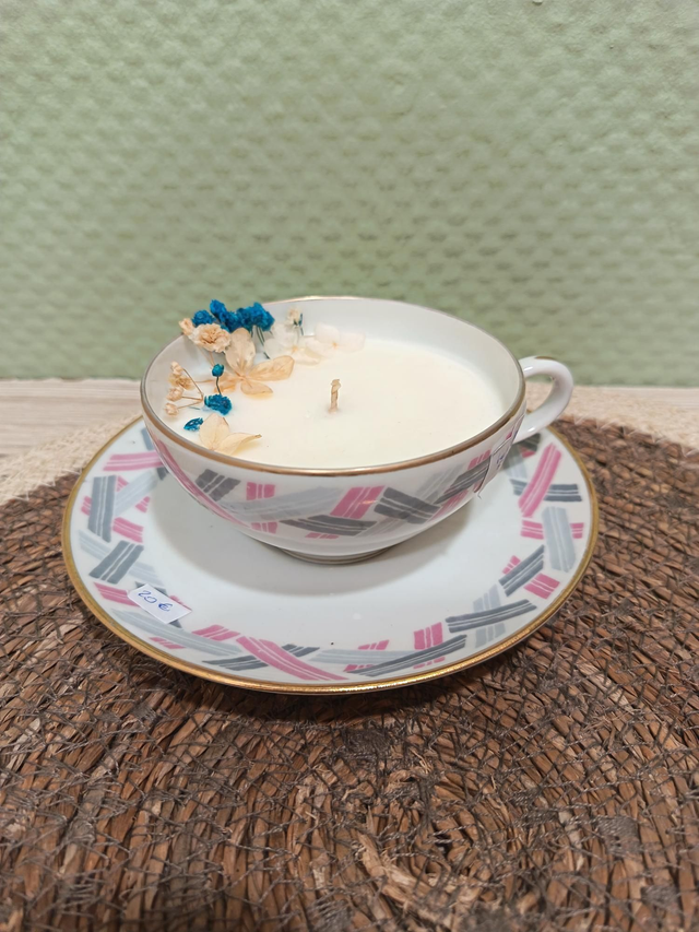 Tasse motif rose et gris "pet de singe"