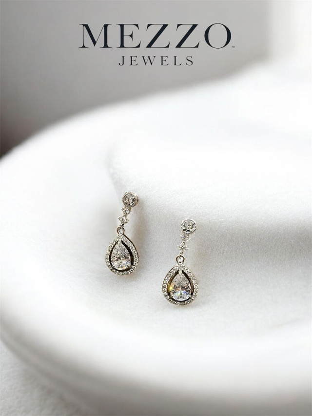 Γυναικεία Σκουλαρίκια ~Δάκρυ ~ Με Zircon