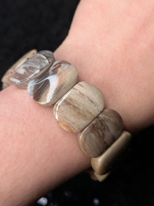 Bracelet bois pétrifié 