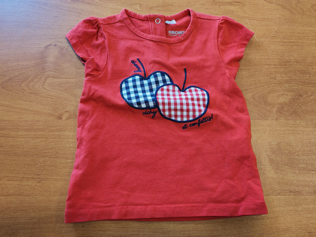 T-shirt rouge cerise 6 mois