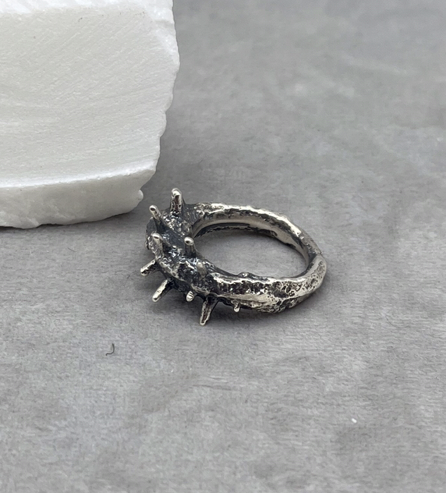 SPIKE ring