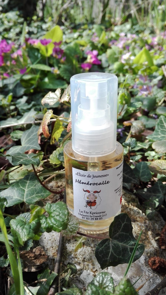 MACERAT HYDROGLYCERIQUE Hémérocalle [BIEN−ETRE de la PEAU] 30ml