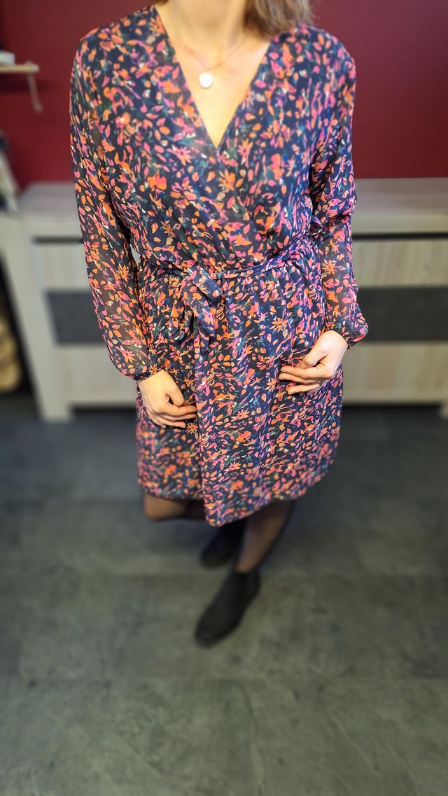 Robe feuilles fushia