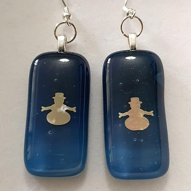 Snowman on dark-mid blue fused glass dangly earrings e39c