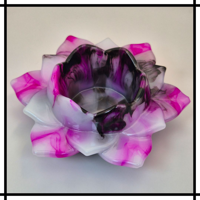 Handmade Resin Lotus Flower Tealight Holder – pink, white and black | Decorative Mindfulness Home Décor - LTH-004