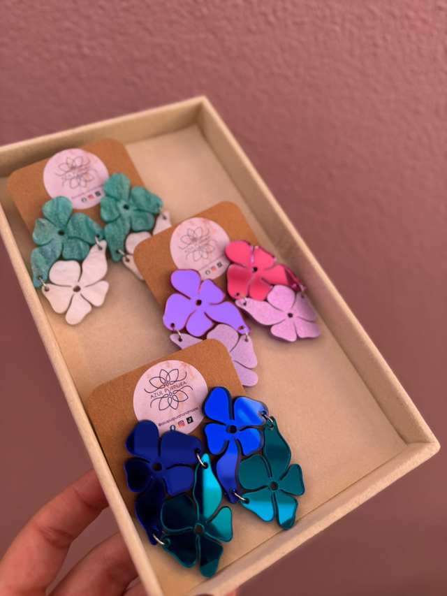 Brincos Flores Duplas