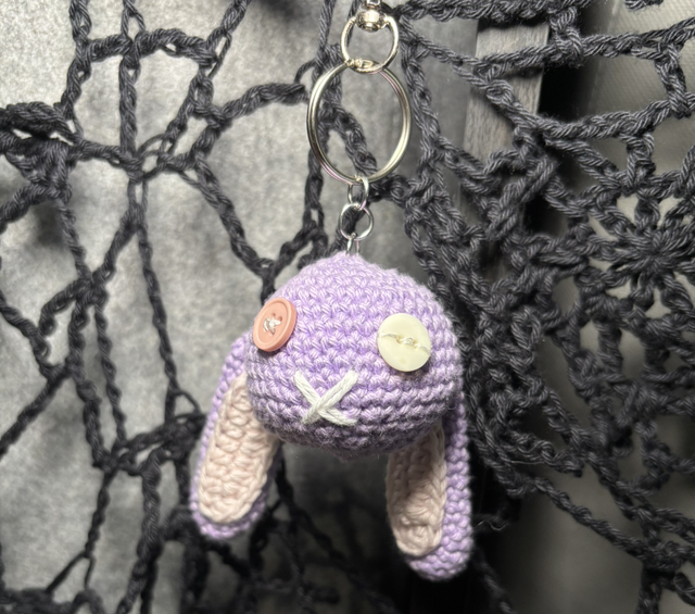 Porte clé Lapin violet 