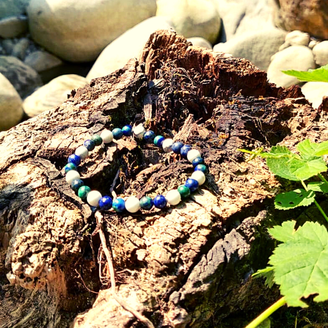  Azurite Malachite &amp; Howlite Bracelet 6 mm