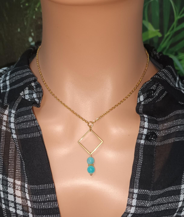 Collier en amazonite du Pérou