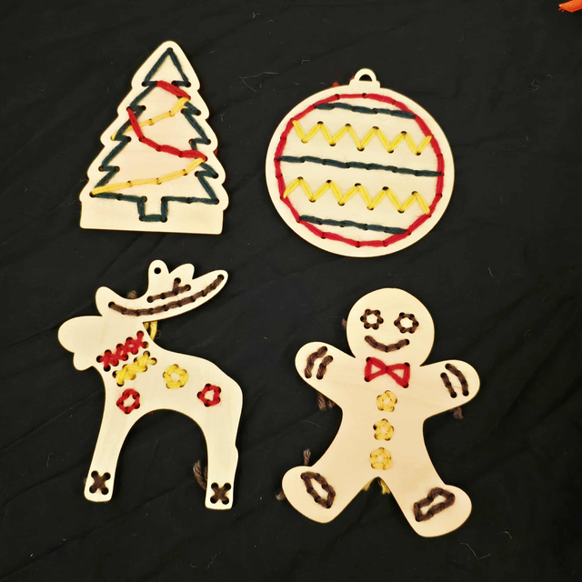 Lasten jouluiset ompelukuviot