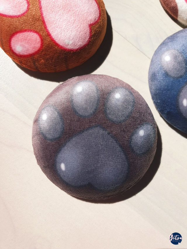 Badge squish - patoune tigré