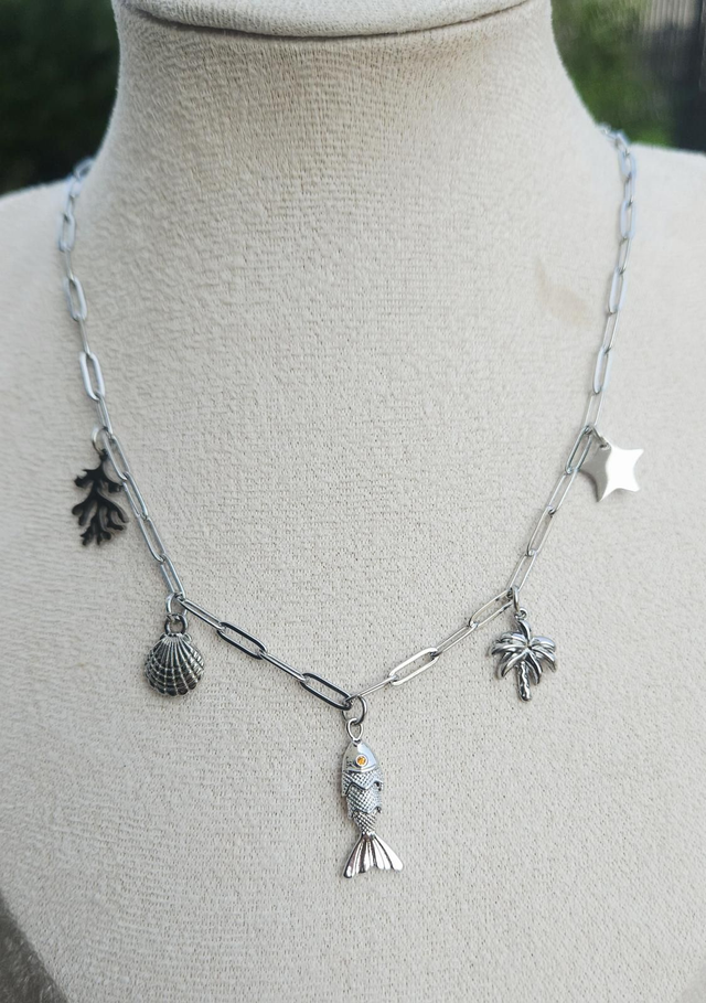 Collier charms 