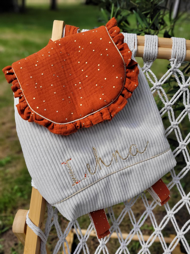 Sac à dos blanc cassé et terracota 