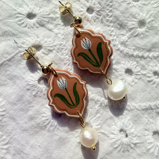 IRA - White Tulip Flower Pearl Drop Earrings