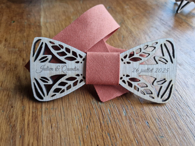 Noeud papillon + tissu 