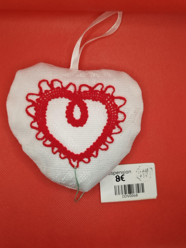Suspension coussin cœur 