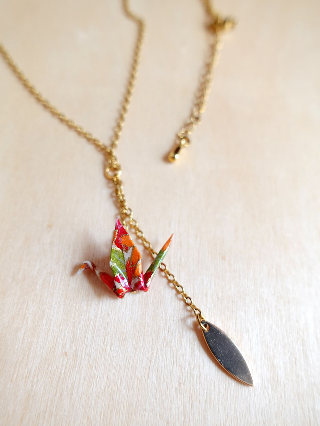 Collier origami / INOX doré / Origami grues, oiseaux / Papier japonais washi / Orange, vert, or /