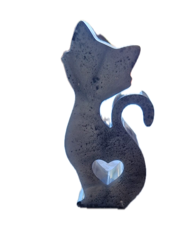 Le Chat au Cœur de Cristal