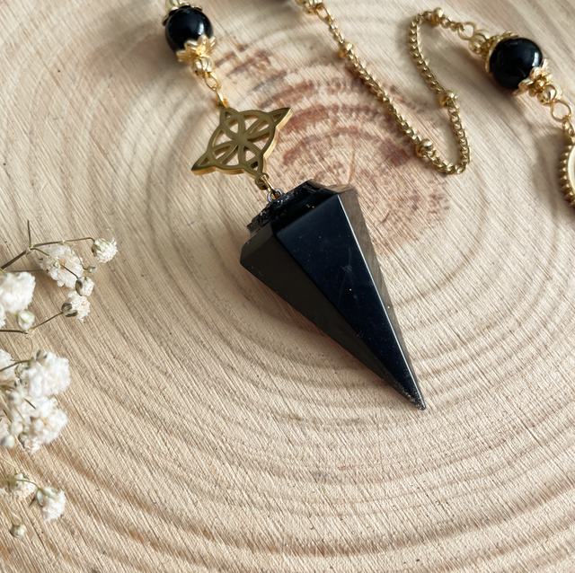 Pendule divinatoire en obsidienne, noeud de sorcière