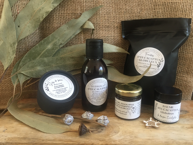 Coffret Bien-Être Eucalyptus avec : Baume, Eau florale, Infusion, Aromiel, Sels de bains parfumés 