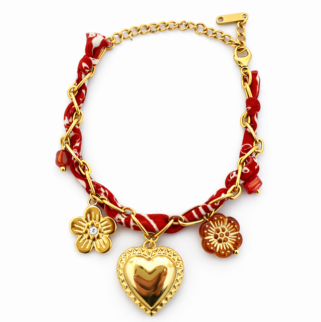 Pulsera acero dorado y pañuelo rojo 