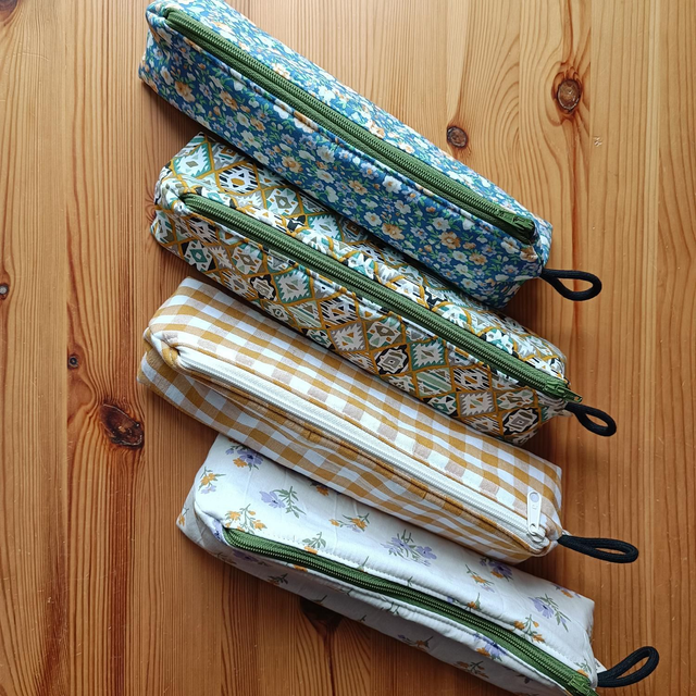 Dreieckiges Etui, Stiftemäppchen, 24cm lang