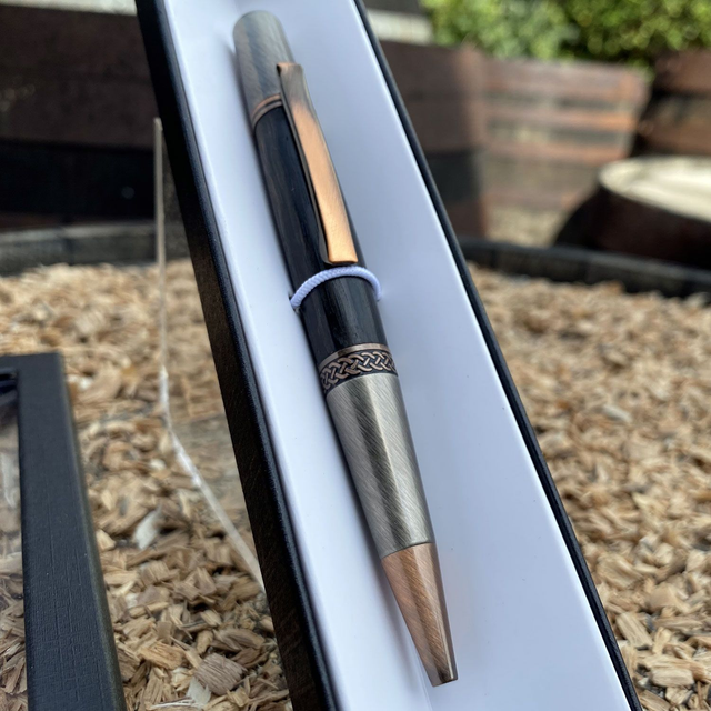 Irish Bog Oak Pen with Celtic Knot