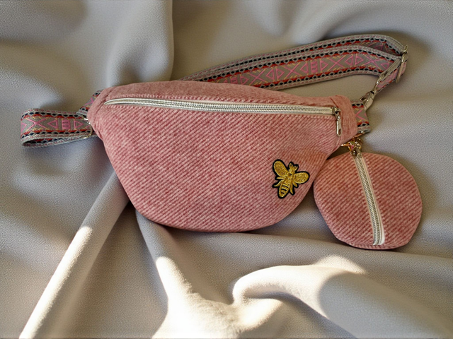 Banane Lainage Rose 1 + Porte Monnaie assorti