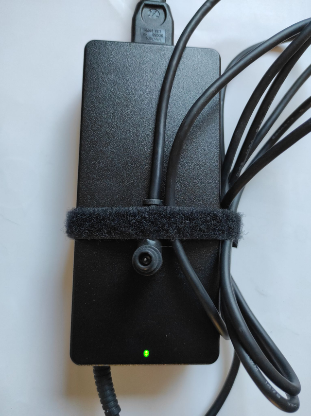 Chargeur Alimentation d&#039;origine SONY VGP-AC19V46 19.5V 6.2A 120W