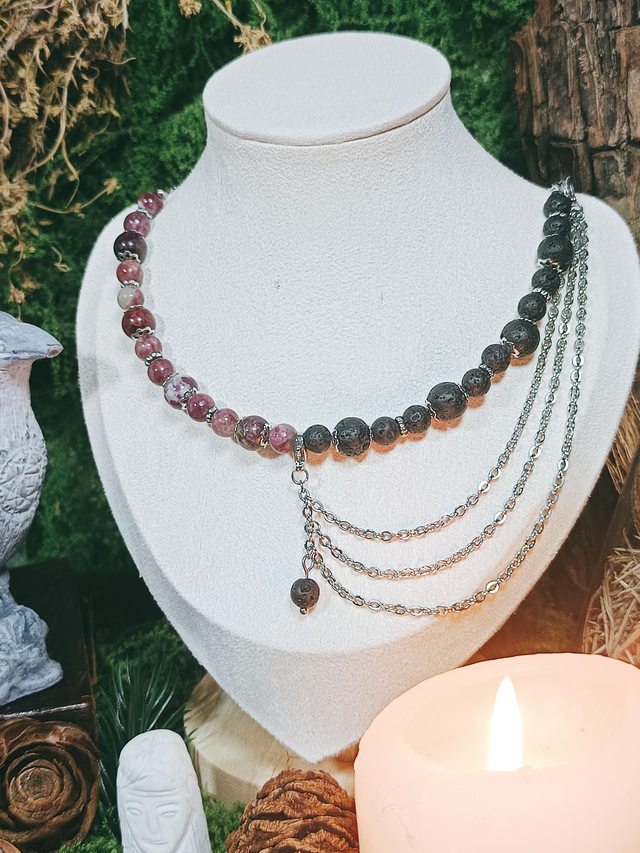 V - COLLIER - HEL (pièce unique)