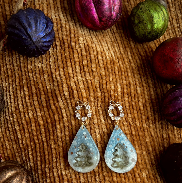 Christmas Tree and Wreath Teardrop Earrings - Baby Blue