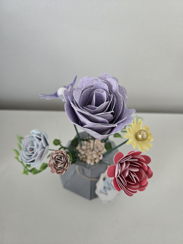 Bouquet de fleurs en papier – Élégance durable pour votre intérieur
