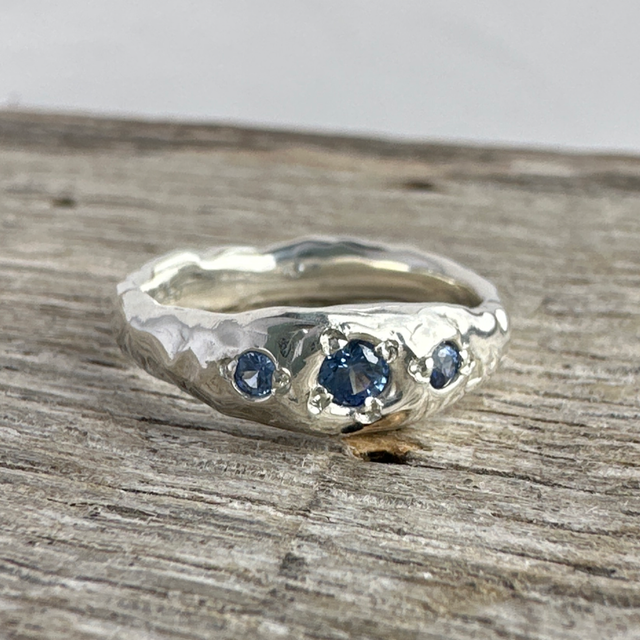 Silver ring with Sri Lankan Sapphires