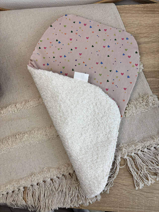 Coussin ovale Albertha's "Cœurs"