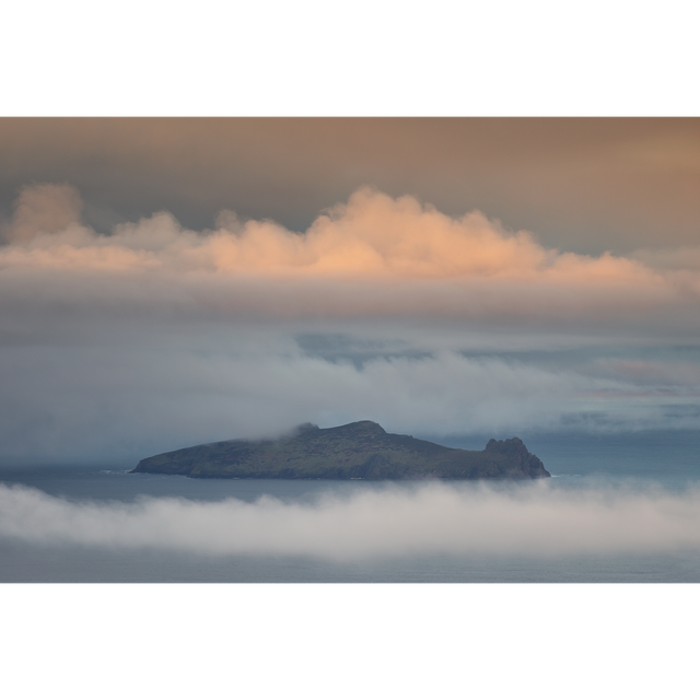 Sleeping Giant - An Fear Marbh - Inis Tuaisceart