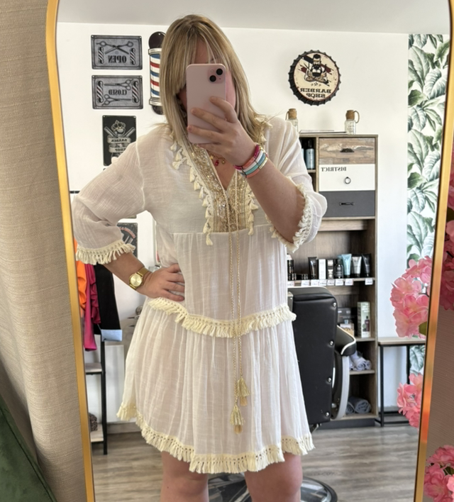 Robe fluide blanche et doré