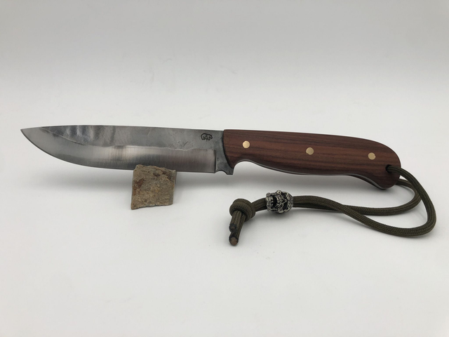 Couteau chasse / randonnée