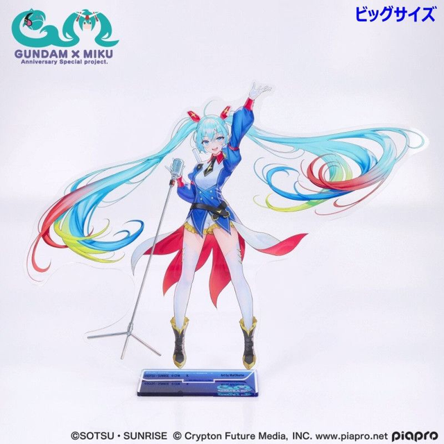 Big Acrylic Stand Hatsune Miku x Gundam 