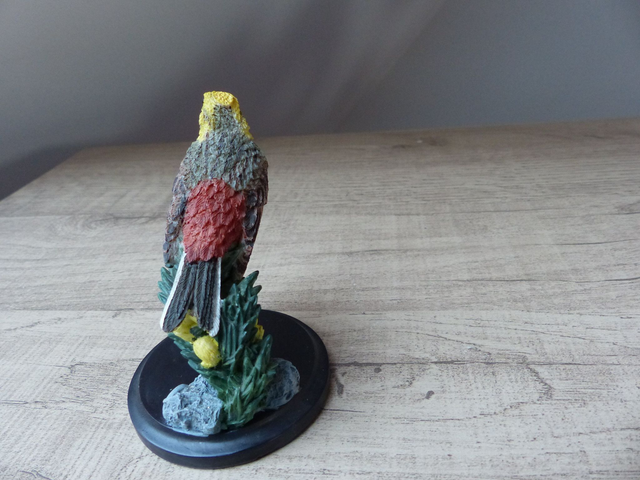 Le Bruant Jaune - Oiseau Décoratif en Résine Peint Main - Collection Country Bird - Vintage Figurine d’Oiseau Champêtre - Décoration Nature